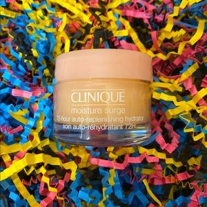 Large Clinique Moisture Surge 72-hr Hydrator (1oz)